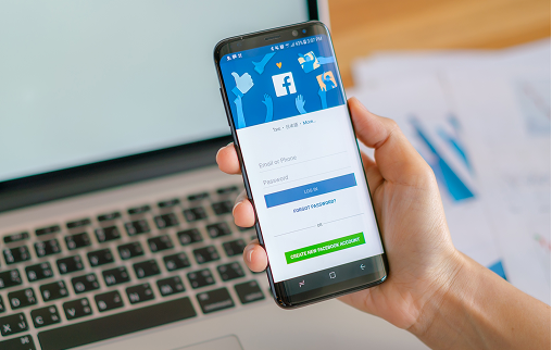 Screen Facebook Image