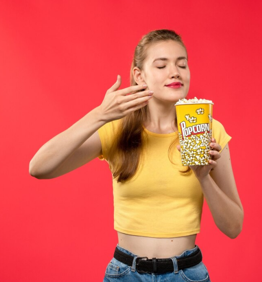 girl-eating-popcorn